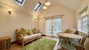 Photo 16- click for photo gallery